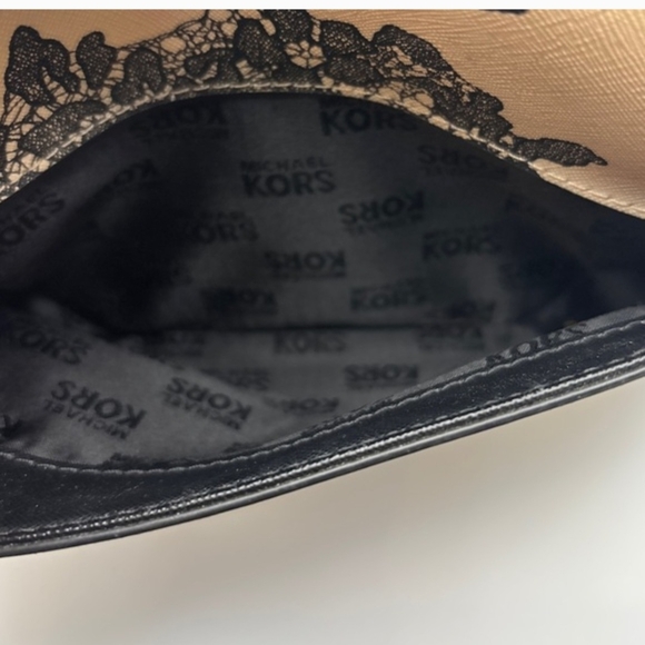 Michael Kors Black and Tan Shoulder Bag - Picture 4 of 7